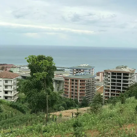 Apartment Luxerious Three Bedroom *